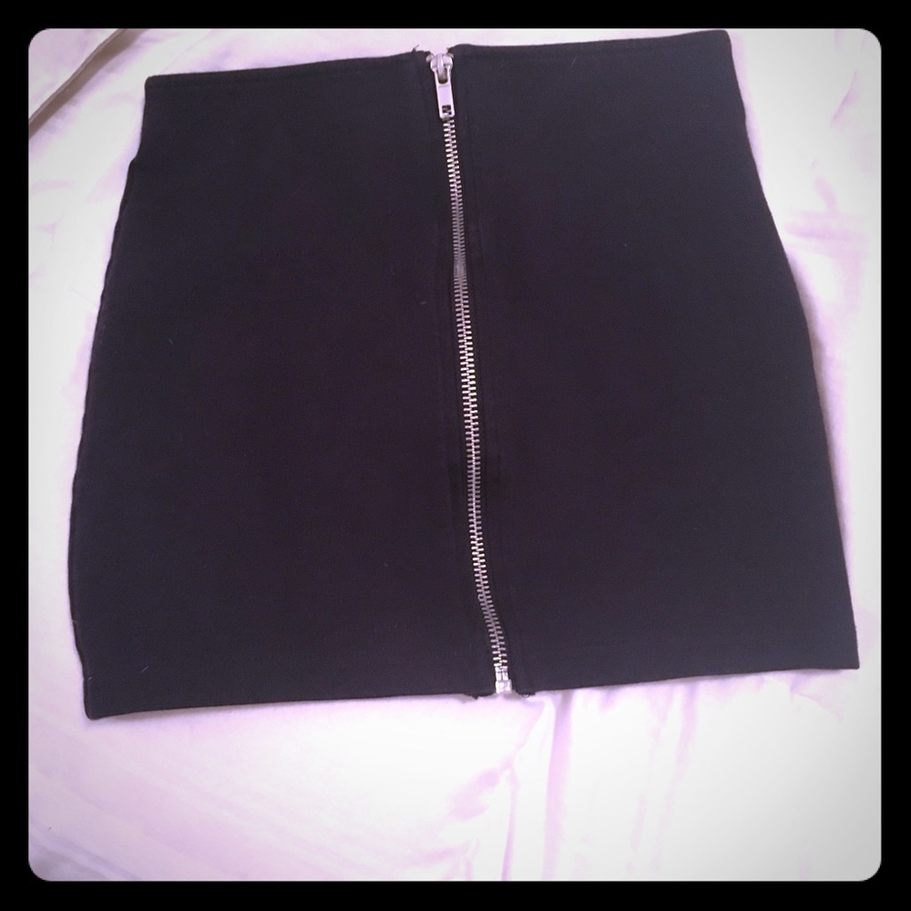 H&M HM divided zip up skirt size 2